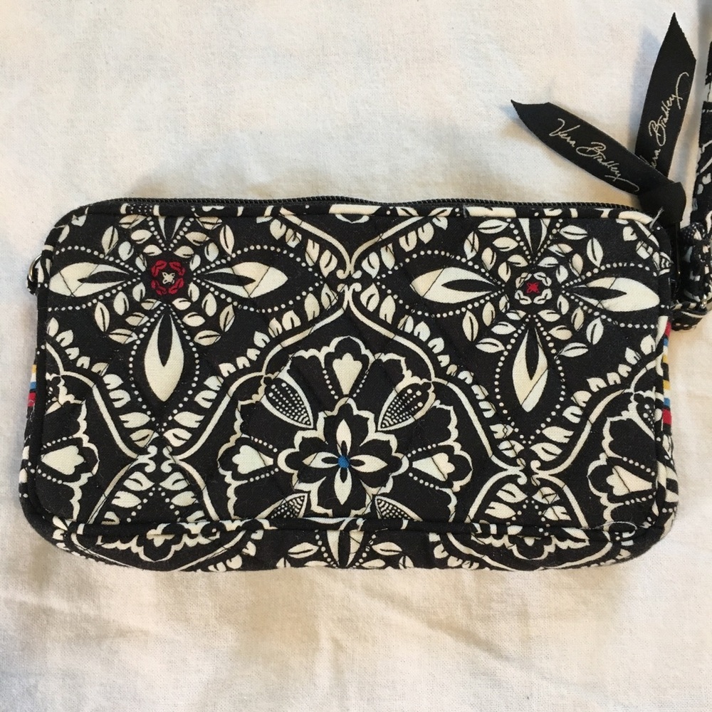 Vera Bradley Barcelona Wristlet - Picture 6 of 7